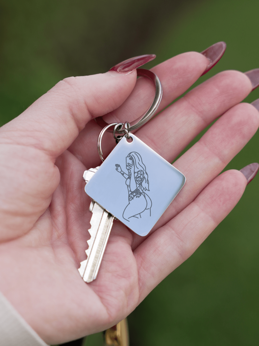 Custom Square Keychain Outlined Photo - Soulmate Customs