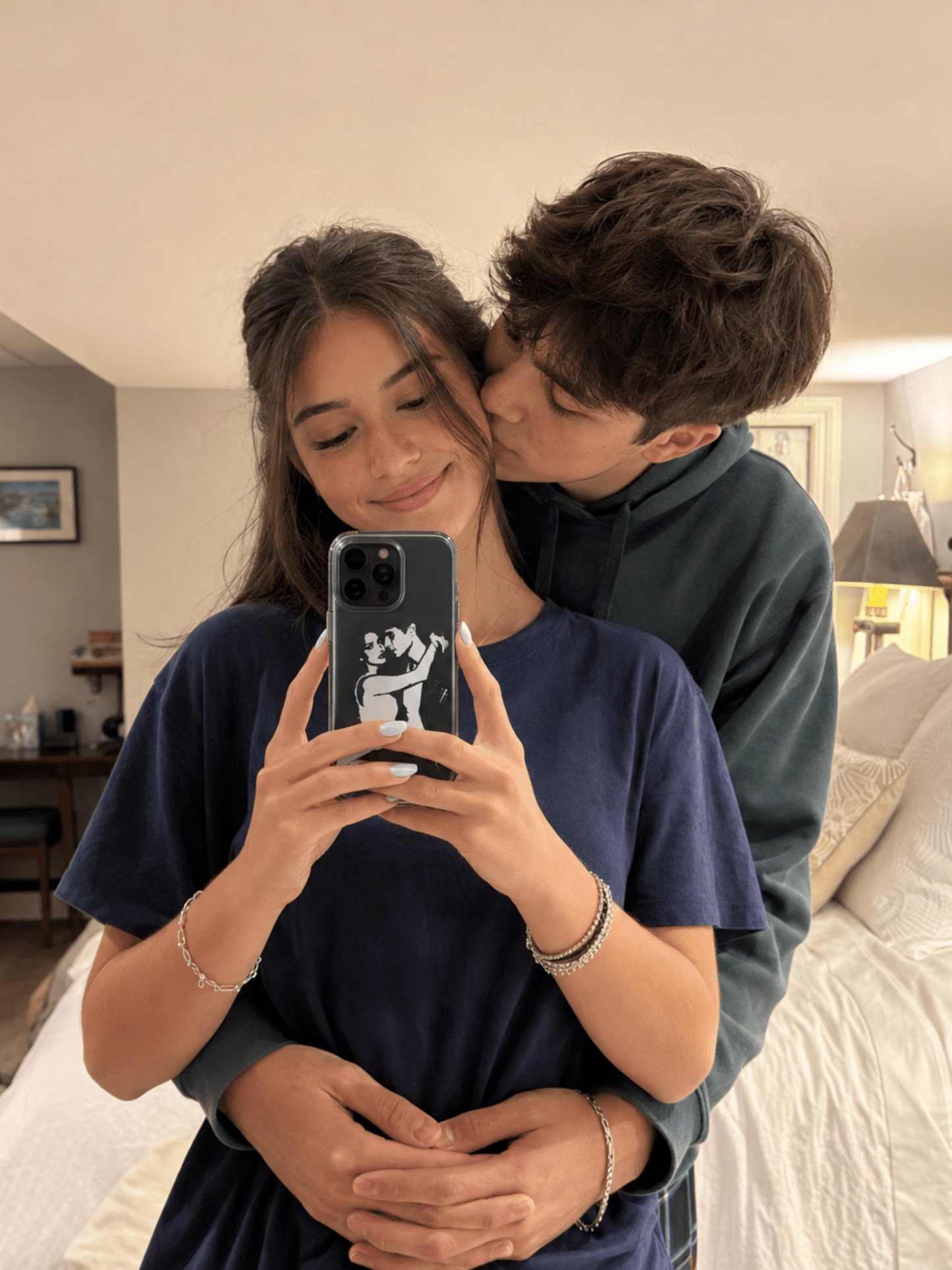 Personalized Couple Silhouette Phone Case - Soulmate Customs